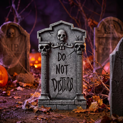 LÁPIDA TERRORÍFICA “DO NOT DISTURB”